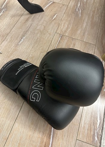 Decathlon 6oz boks eldiveni - Görsel 2