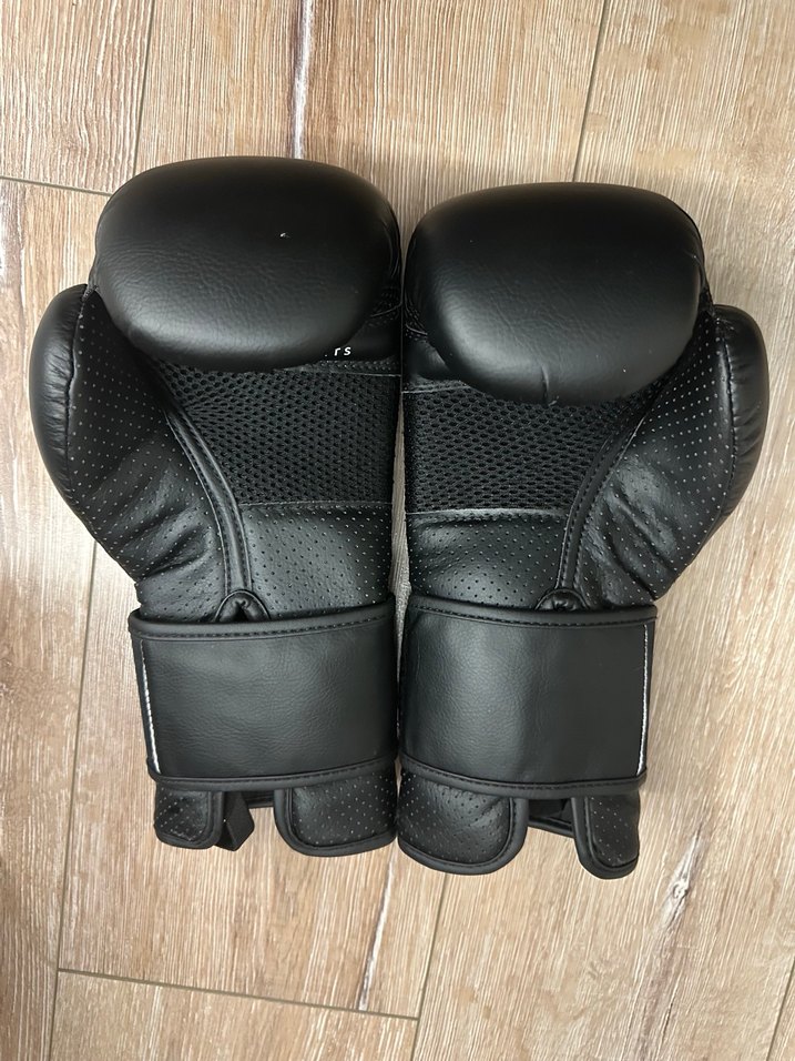 Decathlon 6oz boks eldiveni - Görsel 3