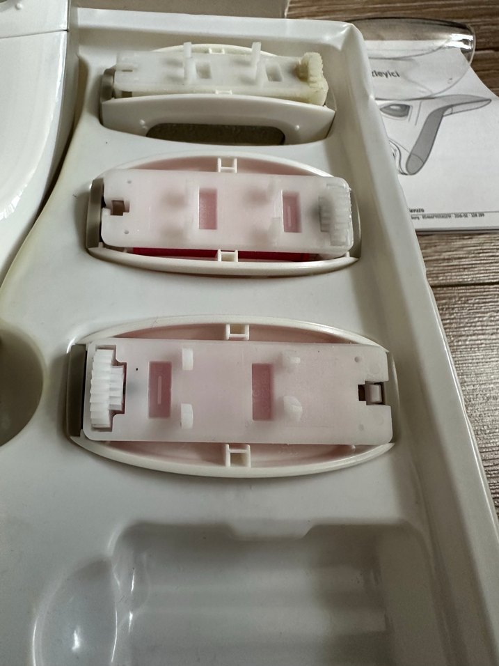 Sıfır Tchibo Beyaz Nasır ve Ölü Deri Temizleyici - Görsel 4