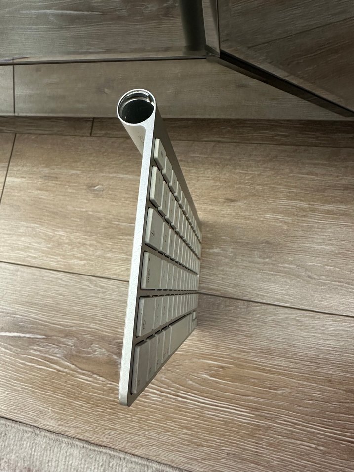 Apple Bluetooth klavye tertemiz - Görsel 4