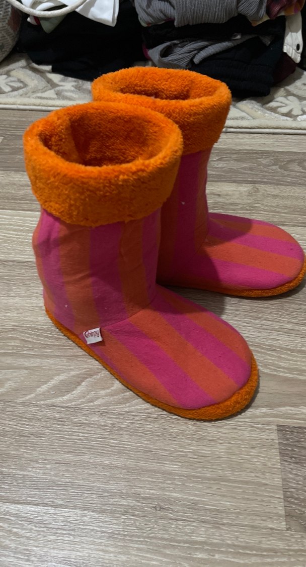 Kız Çocuk Renkli Sıcak Ev Botu - Görsel 4