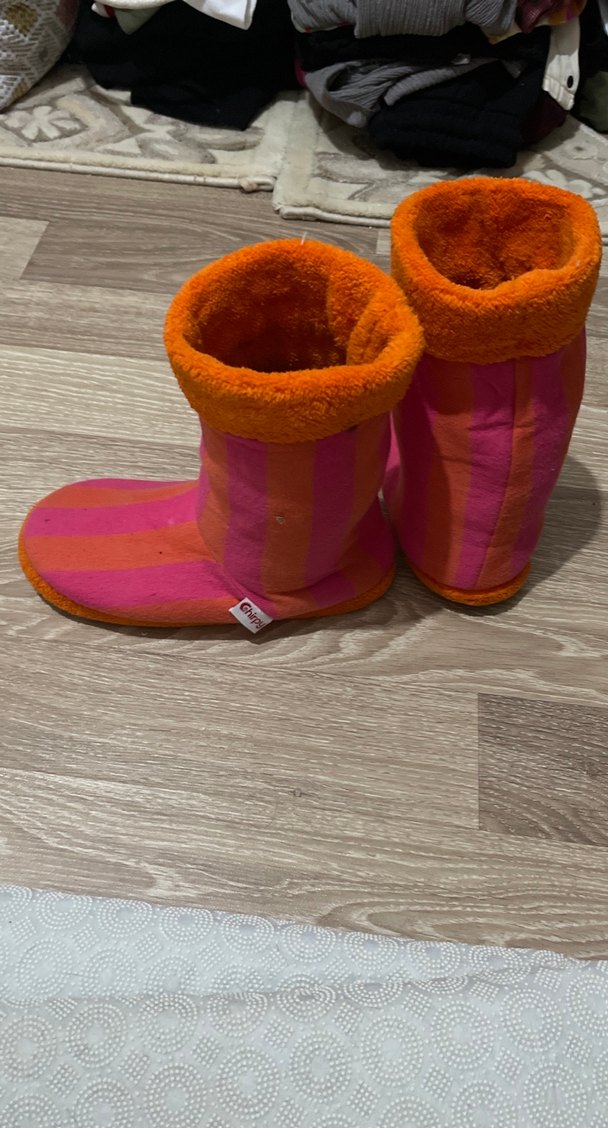 Kız Çocuk Renkli Sıcak Ev Botu - Görsel 3