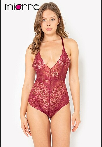 Ayarlanabilir Çapraz Askılı Dantel Bodysuit Babydoll