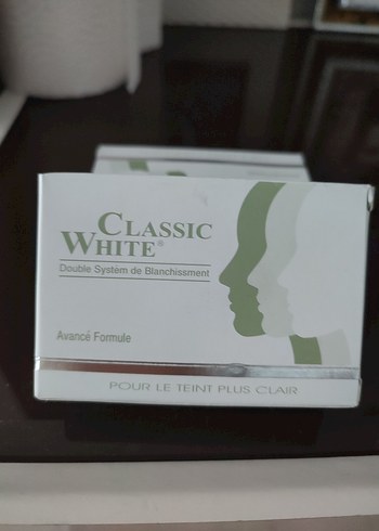 Classic White Beyazlatıcı Yüz Temizleyici