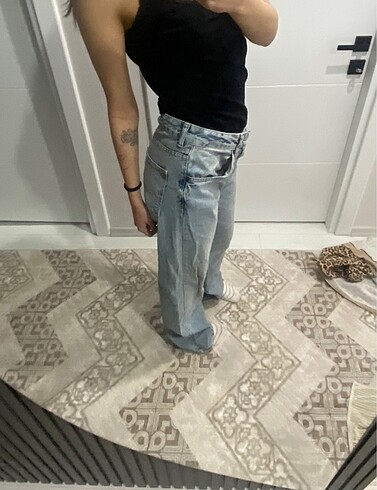 Zara Baggy jeans
