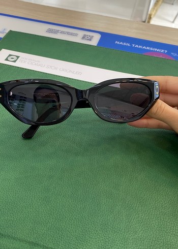 Şeffaf Siyah Retro Gözlük - Görsel 6