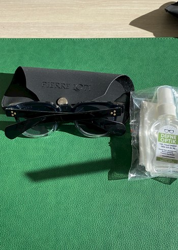 Şeffaf Siyah Kadın Gözlüğü - Fierre - Görsel 2