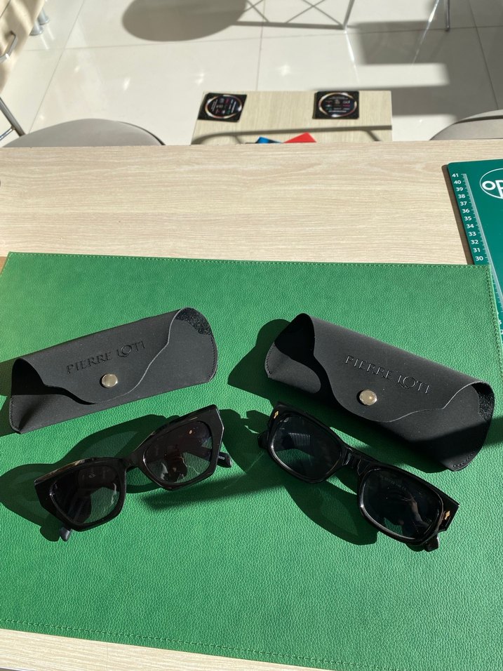 Kadın Siyah Klasik Güneş Gözlüğü - Görsel 2