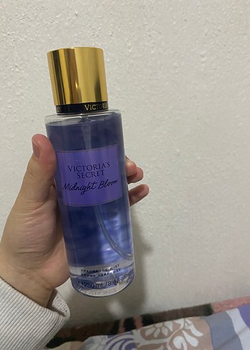 Victoria's Secret Midnight Bloom Kadın Parfümü 250 ml - Görsel 2