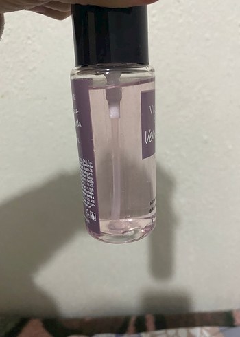 Victoria's Secret Velvet Petals Kadın Parfümü - Görsel 2