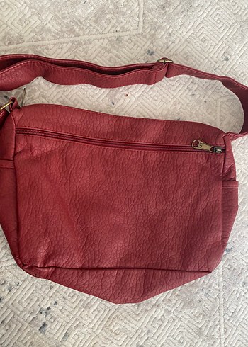 Kırmızı Deri Fermuarlı Kadın Çanta - Görsel 2