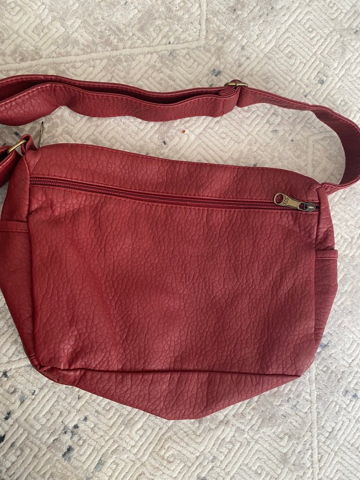 Kırmızı Deri Fermuarlı Kadın Çanta - Görsel 2