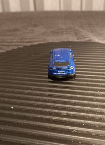 Lamborghini urus açıklamayı oku
