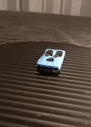 Tertemiz lamborghini aventador j