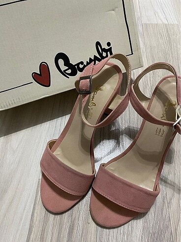 toz pembe topuklu ayakkabı