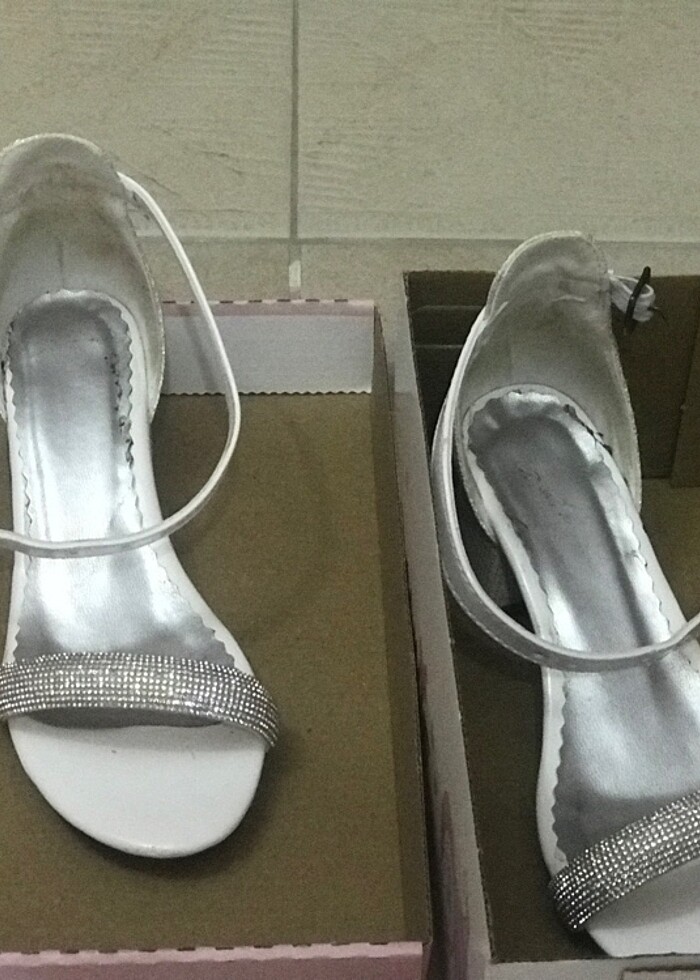 Parlak Taş Aksesuarlı beyaz Abiye Ayakkabı - Görsel 2