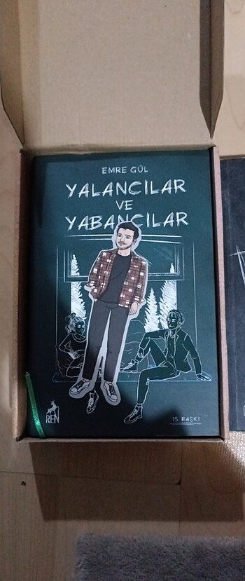 Beden Renk Yalancılar ve yabancılar 2 kitaplık set