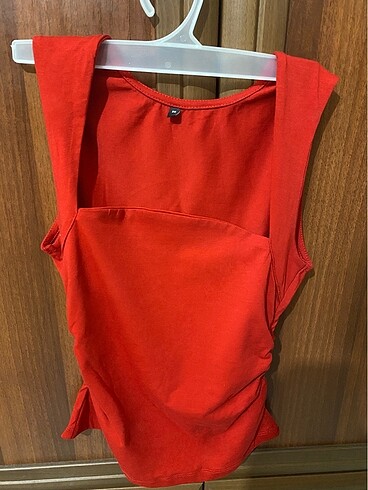 Bershka Askılı bluz