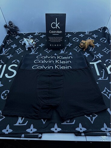 CALVİN KLEİN BLACK BOXER
