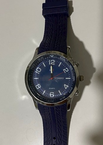 Tommy Hilfiger Klasik Siyah Erkek Saat