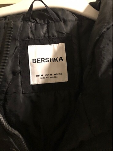 Bershka Bershka kapşonlu teknik ceket