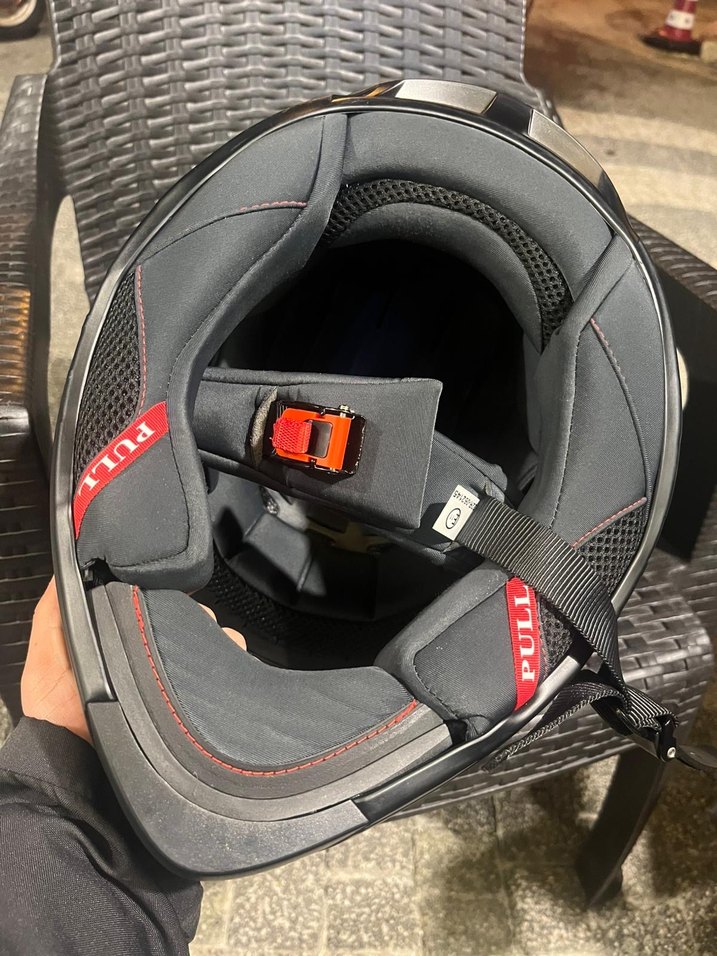 Kilitli Siyah Biker Motosiklet Kaskı - Görsel 2