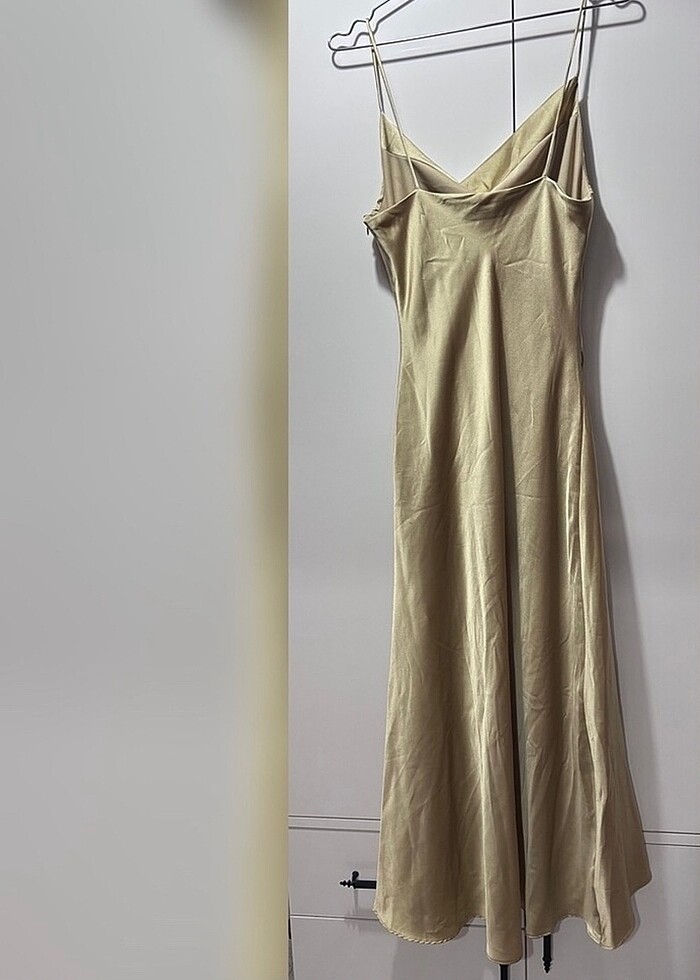 Trendyolmilla Askılı Saten Elbise - Görsel 4