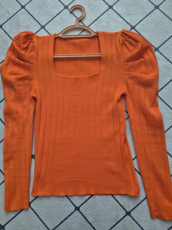 Kare Yaka Turuncu Triko Kadın Bluz - Görsel 3
