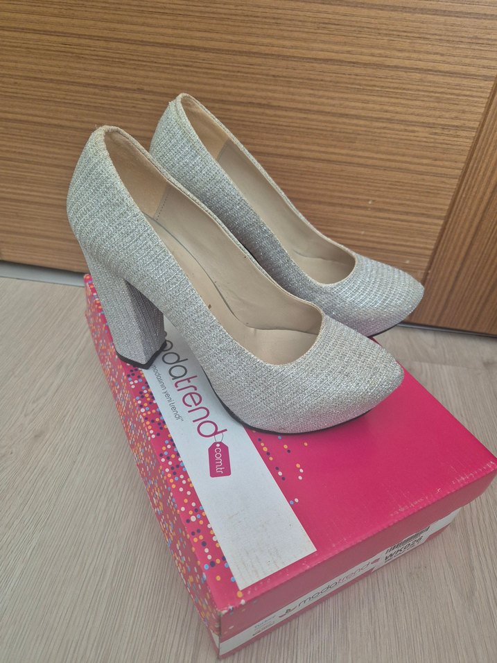 Gri simli platform Topuklu Kadın Abiye Ayakkabı - Görsel 5