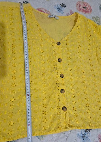 Sarı Nakışlı Düğmeli Kadın Bluz - Görsel 3