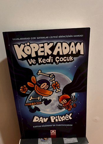 Köpek Adam ve Kedi Çocuk - Dav Pilkey
