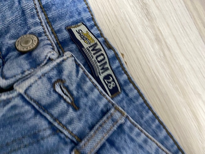 Zara Mom Jean