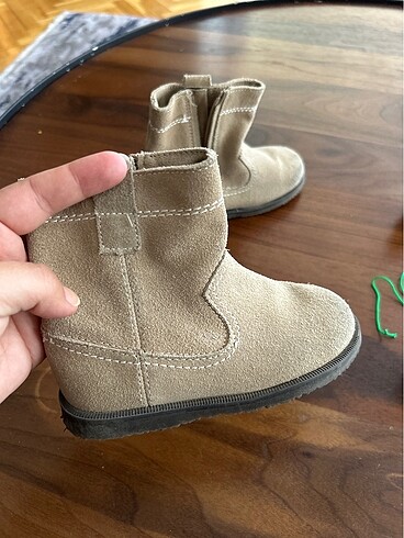 Zara Zara kız bebek süet bot