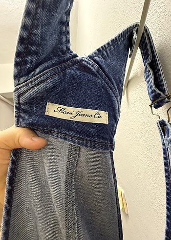 Mavi düğmeli normal kesim kadın tulum. - Görsel 3