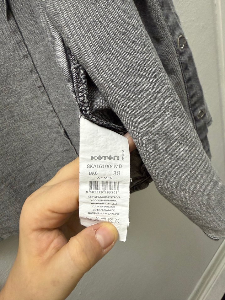 Gri Batik Desenli Kadın Denim Ceket - Görsel 4