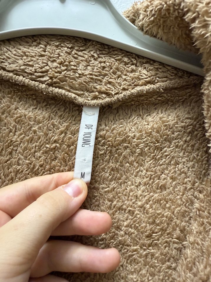 Bej Kısa Peluş Kadın Ceket - Görsel 3