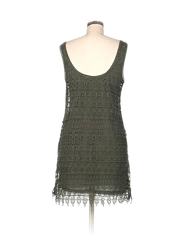36 Beden H&M Kısa Elbise %70 İndirimli.
