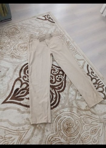 Bej Kadın Kemerli Kumaş Pantolon