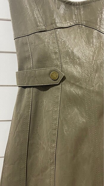 xs Beden bershka askılı mini elbise