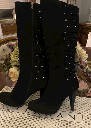 Siyah Süet Yüksek Topuklu Diz Boyu Gotik Çizme - Görsel 4