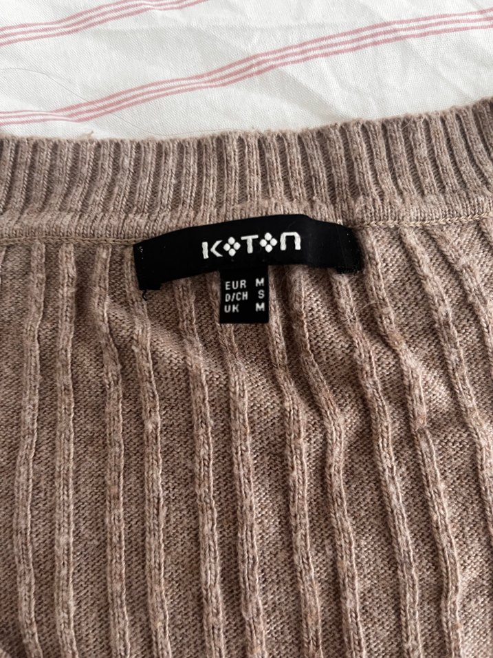 v yaka kazak - Görsel 2