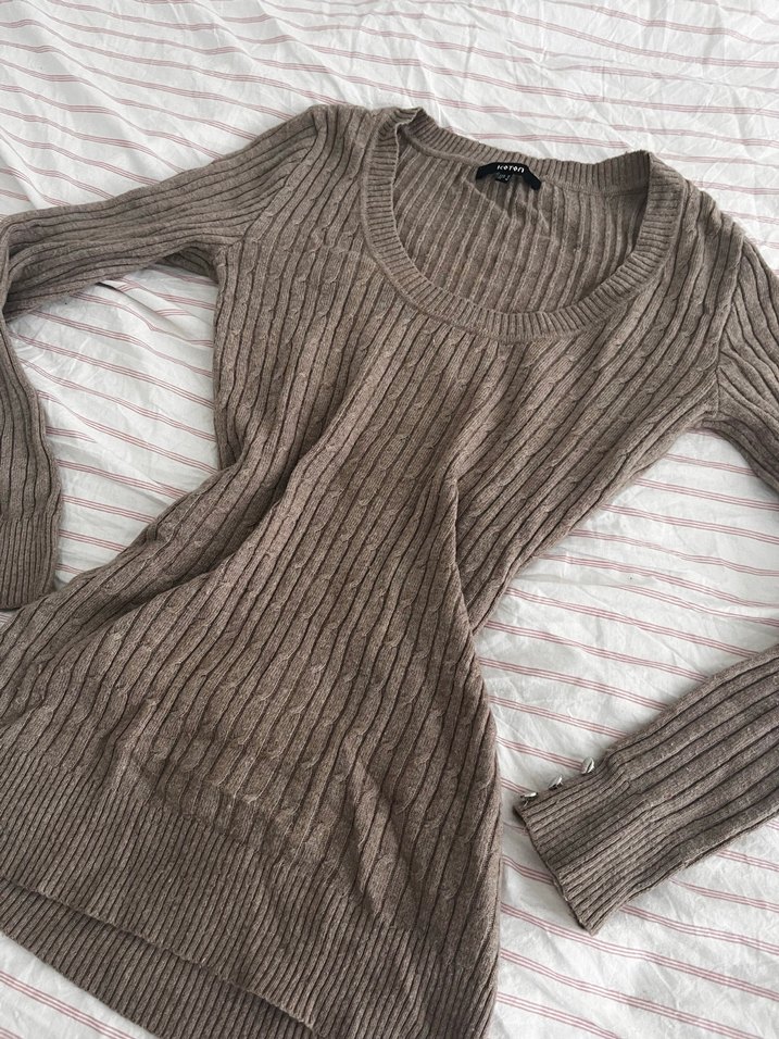 v yaka kazak - Görsel 3