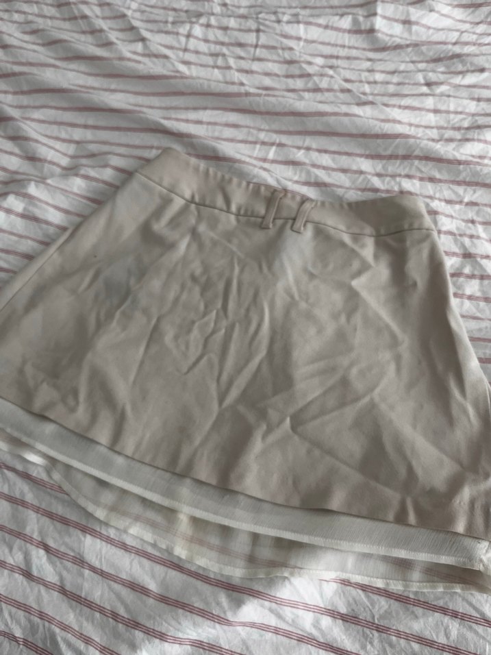 Bej Pilili Mini Etek - Görsel 3