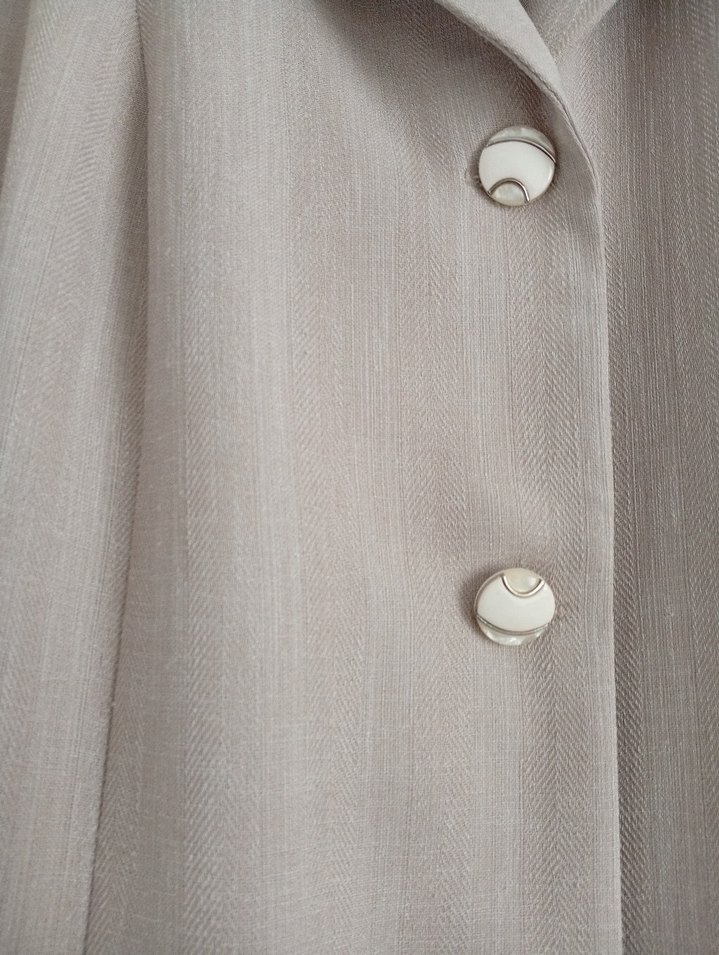 Düğmeli Bej Kadın Uzun Keten ceket - Görsel 2