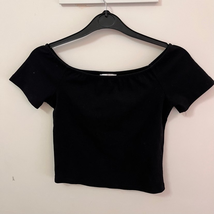 Siyah Kadın Süet Mini Crop Top kayık yaka - Görsel 3