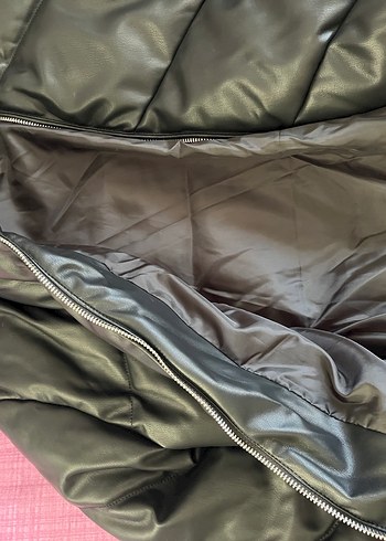 Siyah Deri Kapüşonlu Fermuarlı mont - Görsel 2