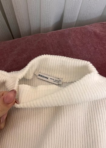 Beyaz bershka 
Kadın Midi Kumaş Pantolon - Görsel 4