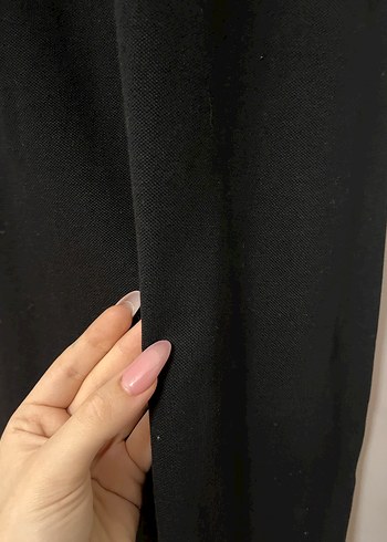 Siyah Kısa Kollu Midi Elbise - Görsel 2