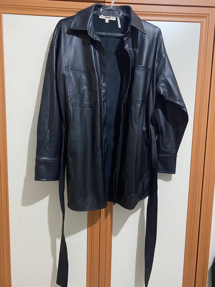 Siyah Kemerli Deri Kadın Ceket - Görsel 4