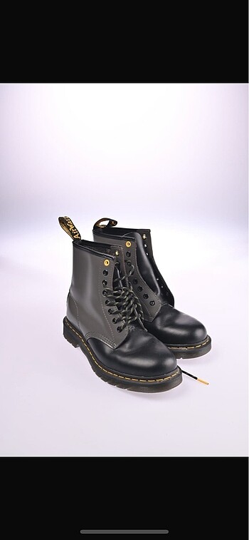 Dr. Martens Bot